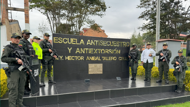 Escuela Antisecuestro y Antiextorsión 