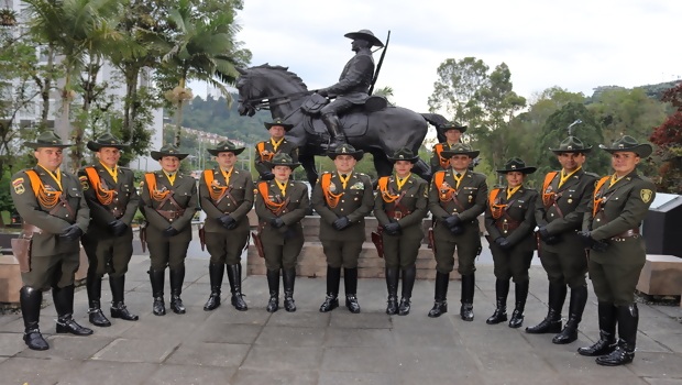 Bienvenida del señor TC. Diego Armando Villar Cuéllar al curso 041 de Carabineros 