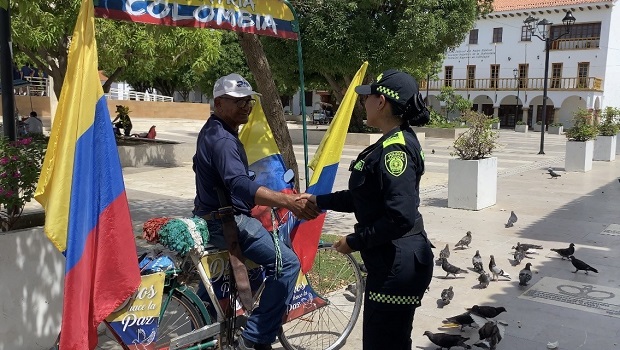 La unión entre comunidad y autoridad es la base de la convivencia.
