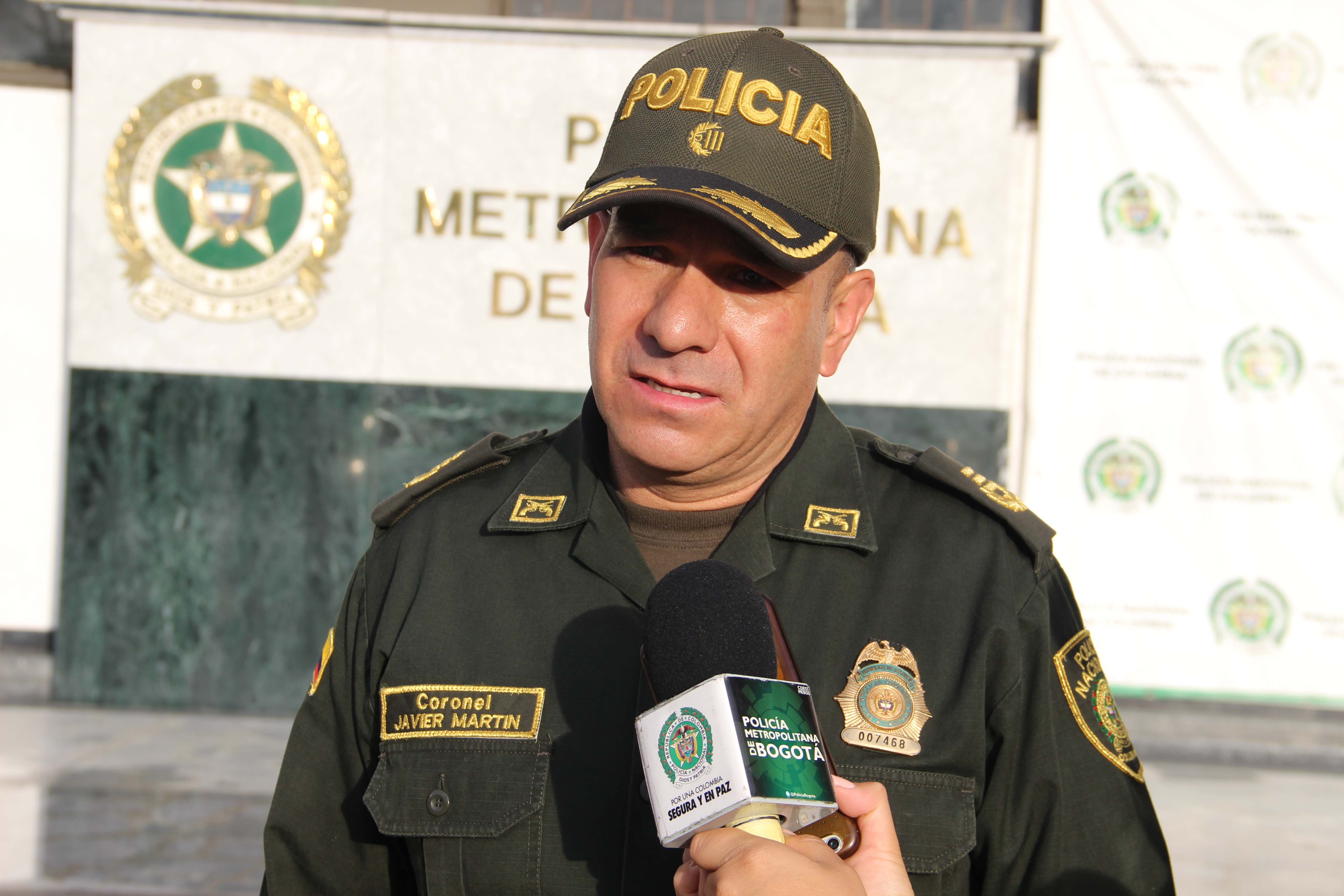 Cinco-personas-de-una-misma-familia,-dominaban-la-venta-de-estupefacientes-en-el-sector-de-villa-de-granada 02-11-2017-policía-captura-los-domiciliarios-en-engativá