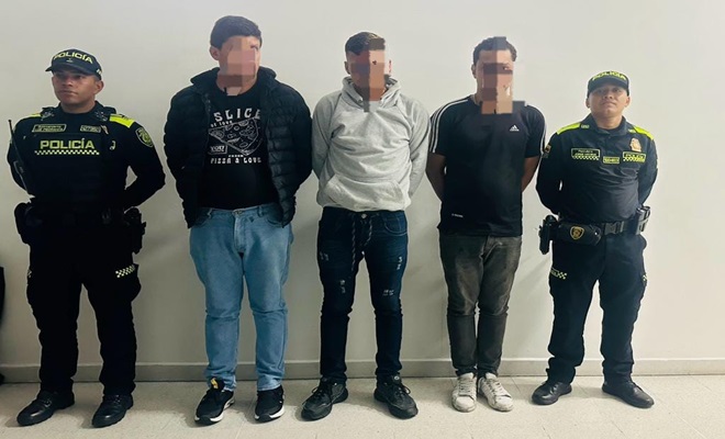 En Envigado fueron capturados tres hombres por presuntamente lesionar con agente químico a una ciudadana