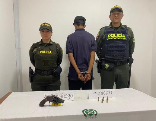 Capturado por el delito de porte ilegal de arma de fuego