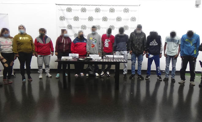 12 capturas por extorsión