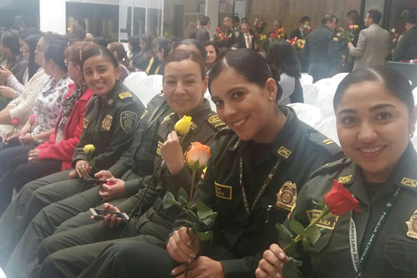 Un homenaje a las mujeres que laboran en la Policía Metropolitana de Pereira