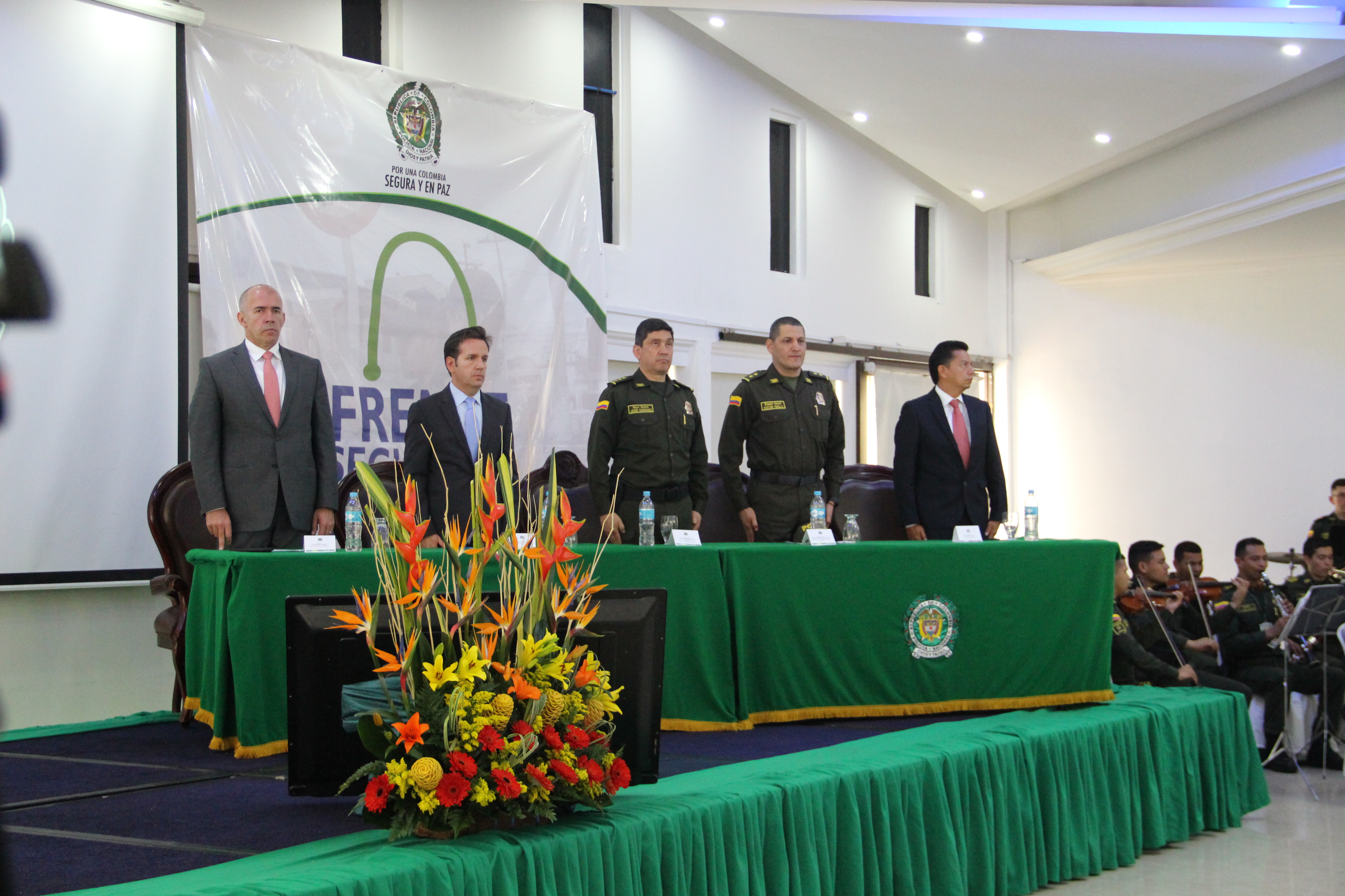 Policía lidera estrategia para reforzar seguridad en centros comerciales de Bogotá 24-10-2017-lanzamiento-frentes-de-seguridad-centros-comerciales