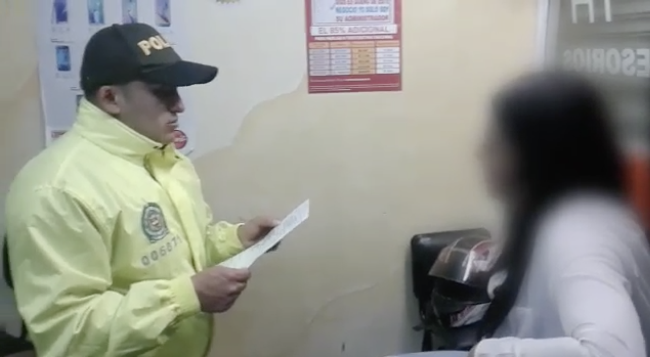 Los-equipos-móviles-estaban-siendo-comercializados-en-la-localidad-de-mártires 28-09-2017-celulares-recuperados-martires