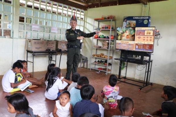 Niños en comunidad