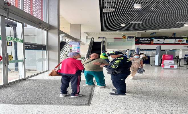 Se realizaron controles de antecedentes, campañas de prevención del delito y acciones de sensibilización para garantizar la tranquilidad de viajeros en Montería.