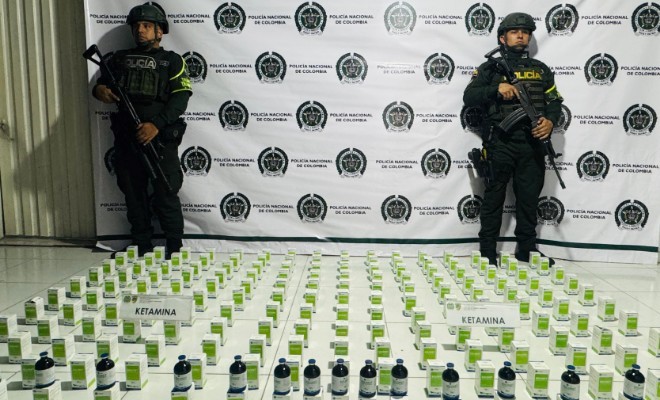 policias en custodia de 178 frascos de ketamina