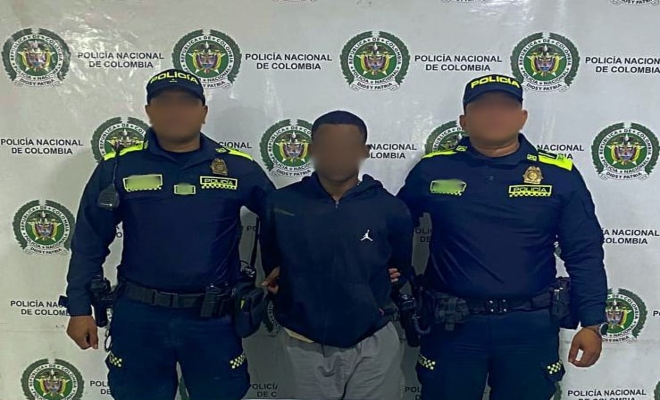 La oportuna reacción de la patrulla permitió frustrar el hurto y garantizar la tranquilidad de los comerciantes de la zona. Gracias al aviso ciudadano, Policía frustró hurto en un local comercial del sur de Montería