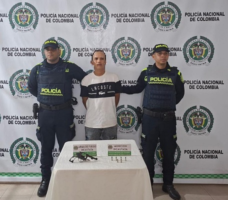Capturado sujeto con arma ilegal durante patrullaje en Valledupar La Policía Nacional reitera su llamado a la ciudadanía a denunciar cualquier actividad sospechosa