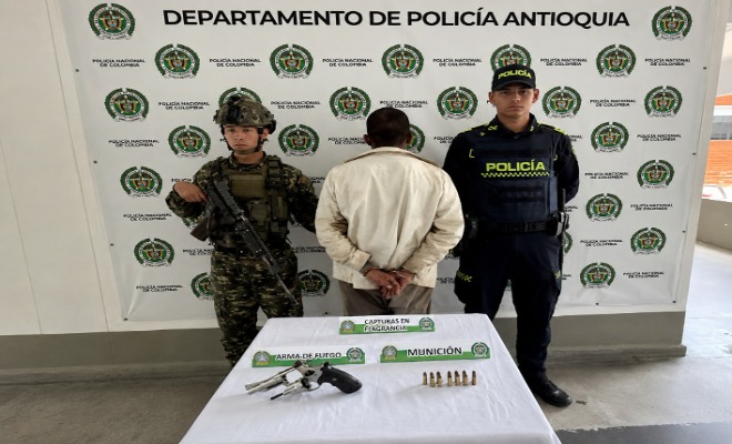 Polic&iacute;a y Ej&eacute;rcito capturan a una persona