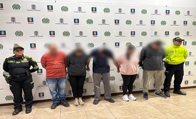 cinco capturados por contrabando