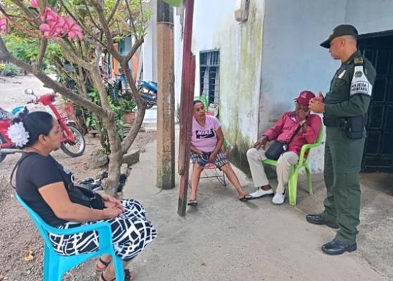 la Policía Metropolitana de Montería fortalece la prevención de delitos sexuales en Cantaclaro. Con mensajes claros y actividades pedagógicas, la Policía refuerza la protección de niños y adolescentes en Cantaclaro.