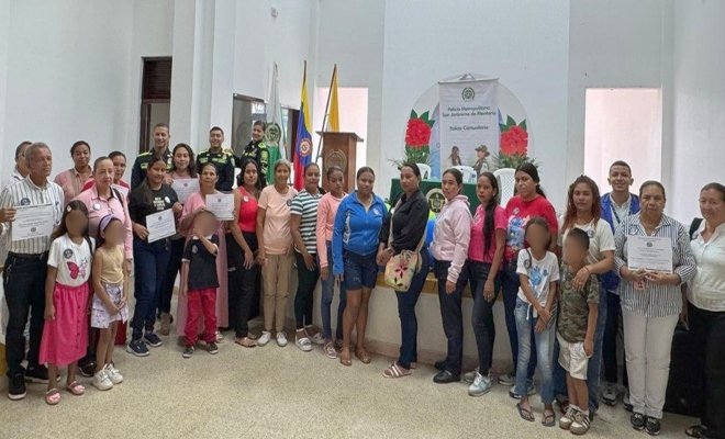 Con orgullo y sentido de pertenencia, exaltamos a los comerciantes del Mercadito del Sur por su compromiso con el orden, la limpieza y la convivencia.