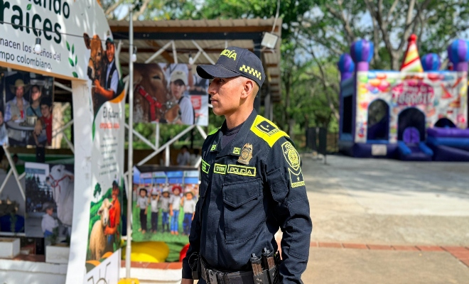 funcionario policial en servicio