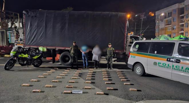 Incautan cocaína 