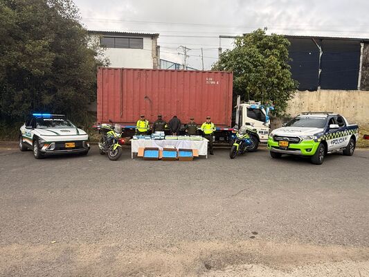 cuatro policías, un capturado y 969 frascos de ketamina incautados     