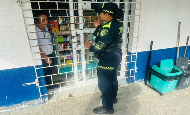 La seguridad del comercio es compromiso de todos Uniformados realizaron una jornada de sensibilización y prevención del hurto a comercio en el barrio Rancho Grande