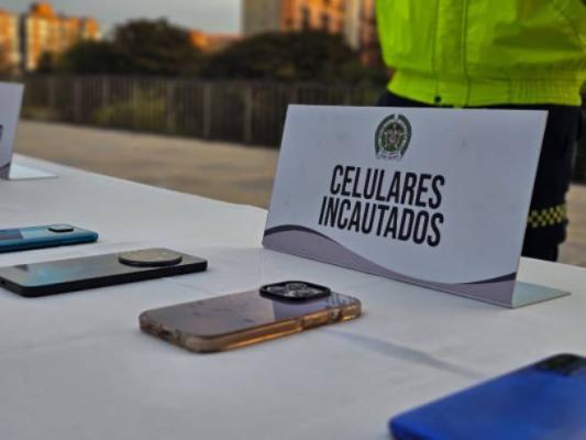  organización delincuencial integrada por 12 personas de nacionalidad colombiana