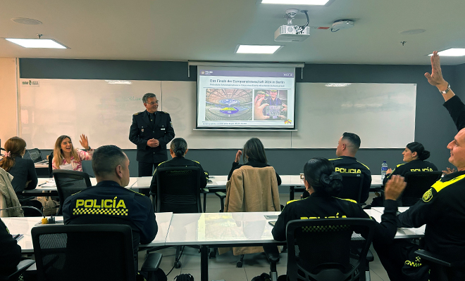 La Policía de Alemania capacita en estrategias de comunicación a la Policía Nacional de Colombia