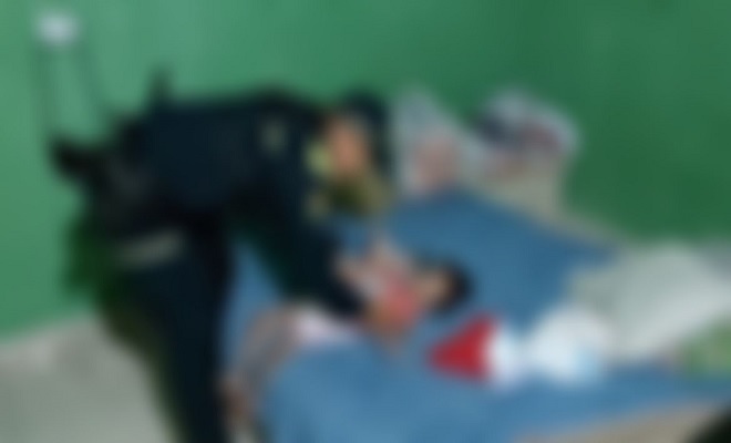 la menor presentaba quebrantos de salud, por lo que quedó bajo observación en la unidad de pediatría