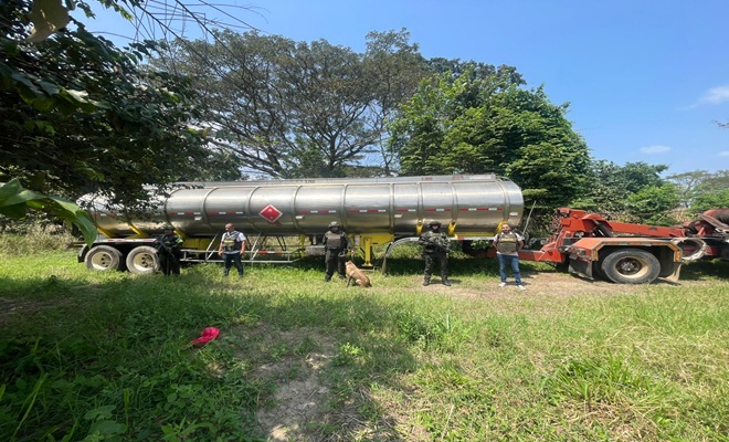 Fotograf&iacute;a del semirremolque recuperado