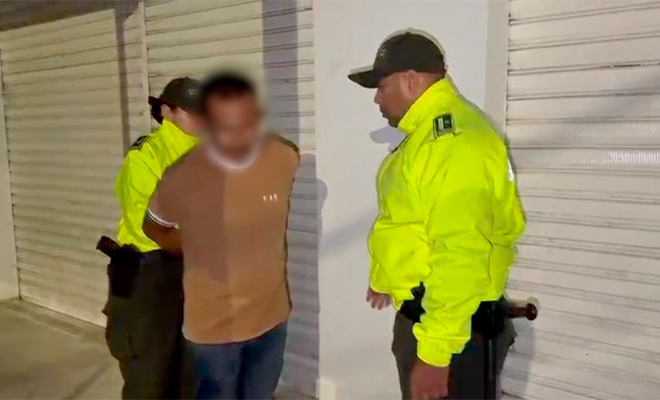 Momento en que es retenido alias Alejo en Puerto Asís  Putumayo por la Policía Nacional