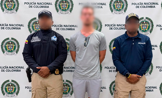 Ciudadano belga retenido en Cartagena, es custodiado por la autoridades Colombianas.
