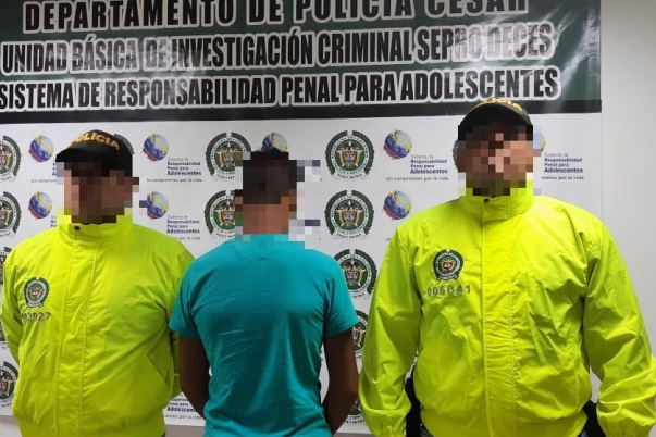 Capturado-adolescente-que-abusó-de-su-sobrina-mientras-la-dejaban-bajo-su-cuidado Capturado-adolescente-que-abusó-de-su-sobrina-mientras-la-dejaban-bajo-su-cuidado
