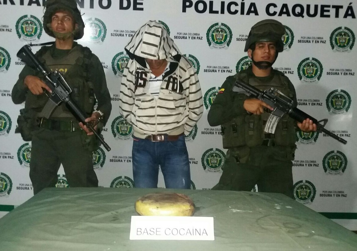 capturado-cuando-transportaba-base-de-coca-al-interior-de-un-balde-con-alimento-perecedero