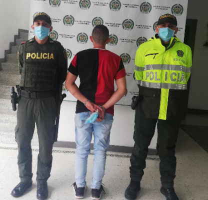 capturamos por orden judicial un hombre por el delito de porte de armas de fuego