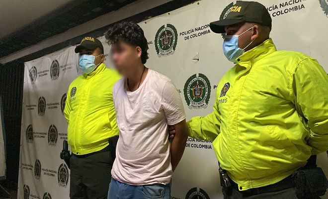 Capturado uno de los presuntos responsables del hurto a una pareja en el b