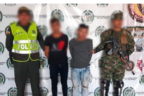 sujetos capturados por porte ilegal de arma de fuego 