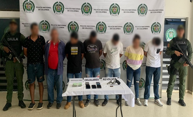 Los controles en puntos estratégicos del área metropolitana de Pereira, son permanentes y contundentes.    Enmarcados en el horizonte institucional de la Seguridad Urbana, integrantes adscritos a la estación de Policía del Terminal de Transportes, a través de actividades de registro, control y verificación de antecedentes, mediante el dispositivo electrónico, conocido como captor biométrico.  Se lleva a cabo, la captura de un hombre de 37 años, natural de Cúcuta, quien momentos antes se había identificado c