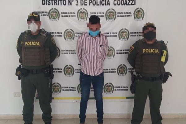 Capturamos-a-una-persona-con-400-gramos-de-marihuana-en-La-Jagua-de-Ibirico