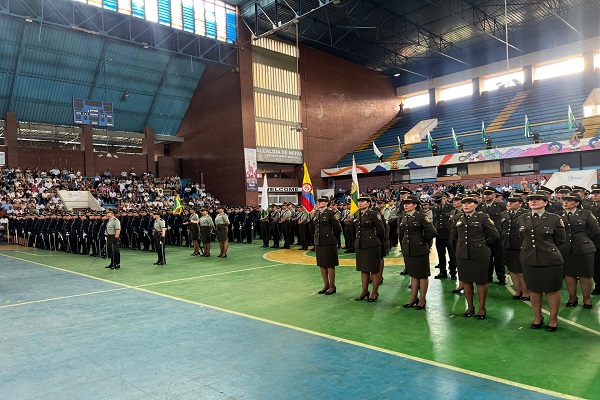 Ceremonia de ascenso de 210 policías en Neiva