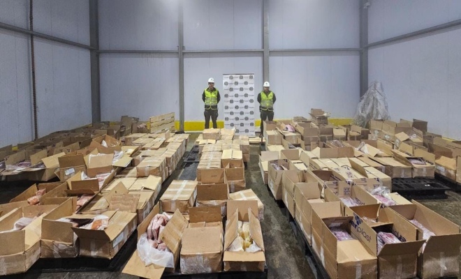 En pulpas de frutas pretendían enviar más 1.3 toneladas de cocaína a España