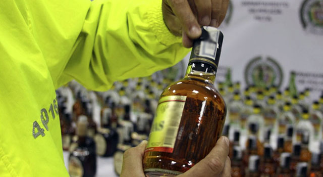 La Policía Nacional-adelantó-ofensiva-contra-el licor adulterado-y-de-contrabando-en el Meta