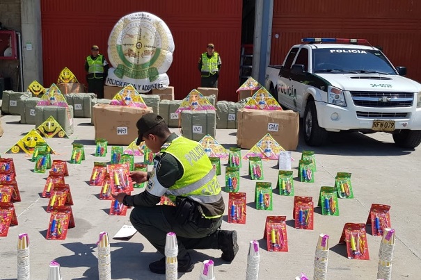 Contundente-golpe-al-contrabando-de-elementos-de-piñateria-tenian-como-destino-Valledupar Contundente-golpe-al-contrabando-de-elementos-de-piñateria-tenian-como-destino-Valledupar
