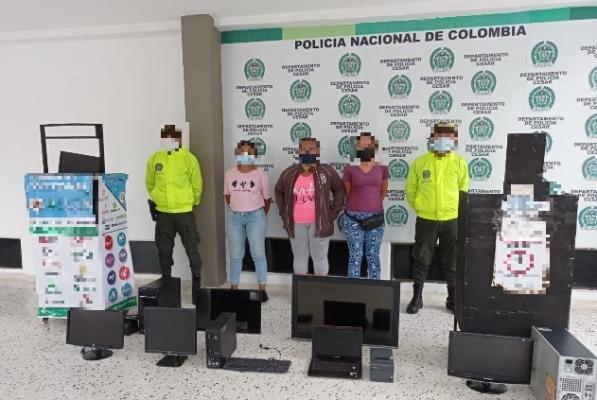 Desarticulado grupo conocido como las chequeritas Desarticulado grupo conocido como las chequeritas