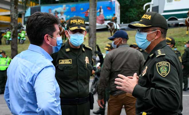 director policia y ministro de defensa