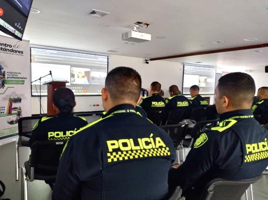 imagen del personal asistente al taller  Taller “comunicar investigación