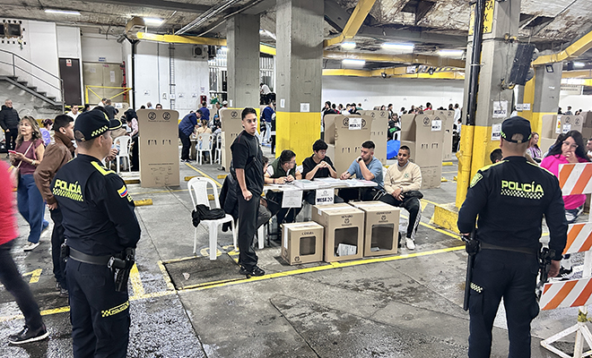 imagen del servicio de policia elecciones presidenciales