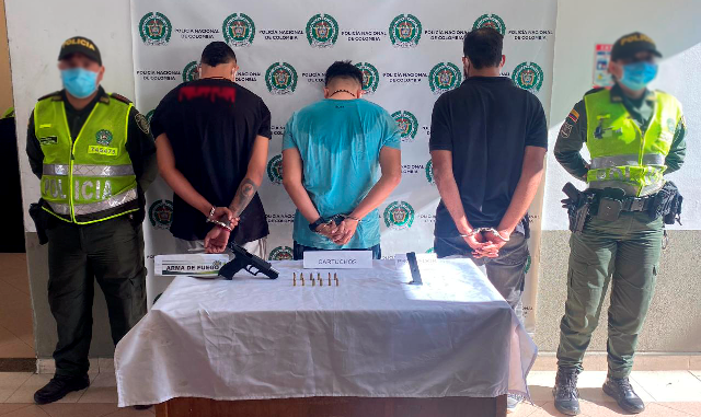 Incautación de seis armas de fuego y la capturado