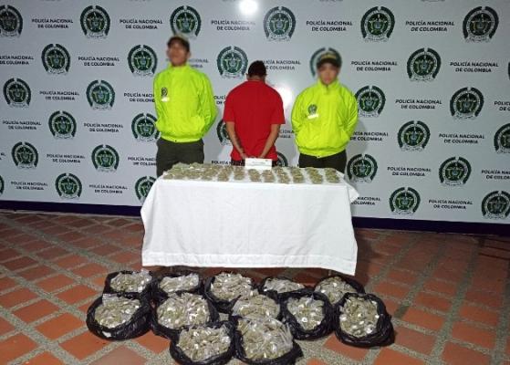 Incautan estupefacientes