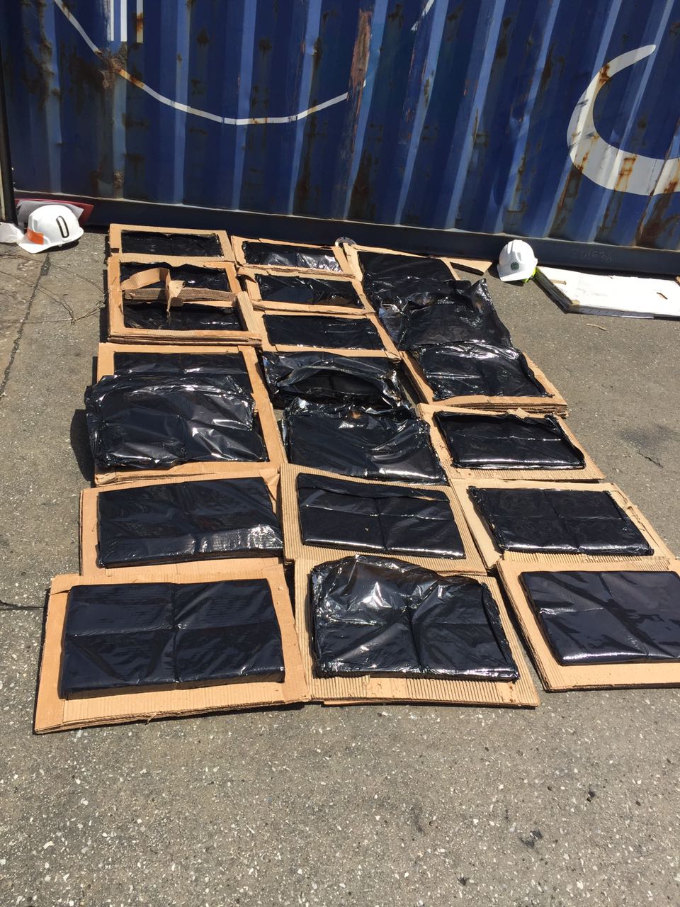 Fueron-descubiertos-775-kilos-de-cocaína-en-los-puertos-de-carga 