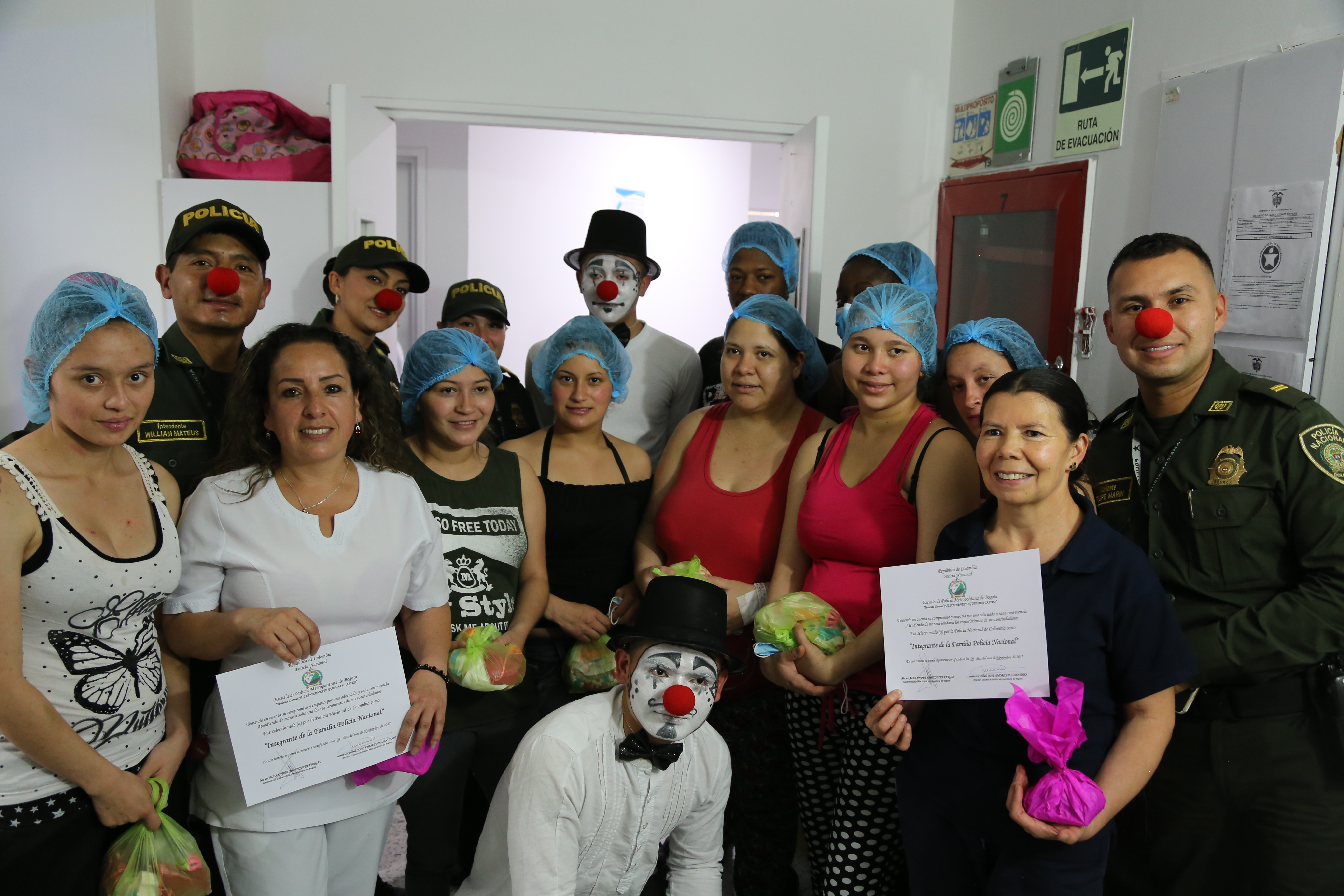 policia_nacional_solidaridad_3