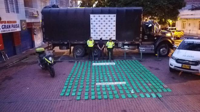 La Policía Nacional logra sacar de circulación 334 mil dosis de base de coca, que tenían como destino la ciudad de Pereira