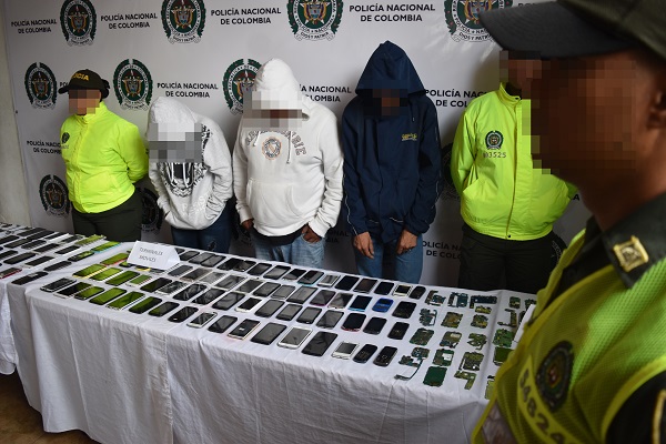 Operativos de control contra el hurto a celulares